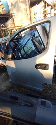 Nissan NV Bal első ajtó 