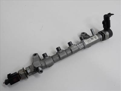 Volkswagen Sharan II 2.0 TDI CFF railcső 03l130089j