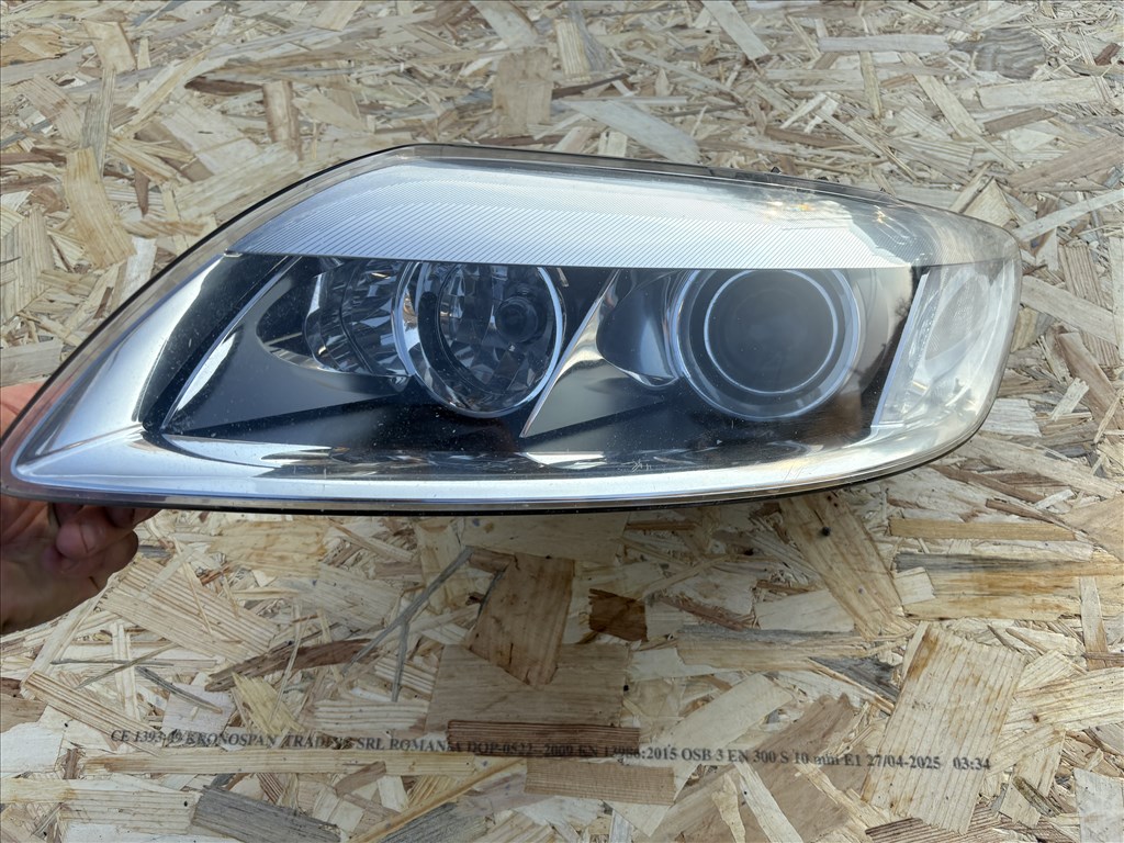 Audi Q7 (4L) bal fényszóró , xenon fényszóró  2. kép