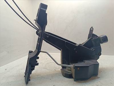 TOYOTA COROLLA VERSO Jobb első Ajtózár