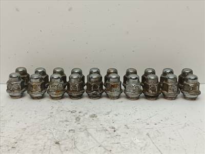 HYUNDAI I30 Kerék Csavar Szett