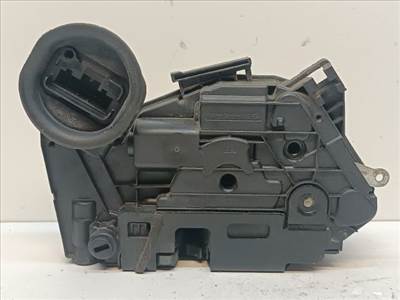 VW GOLF VI Bal hátsó Ajtózár