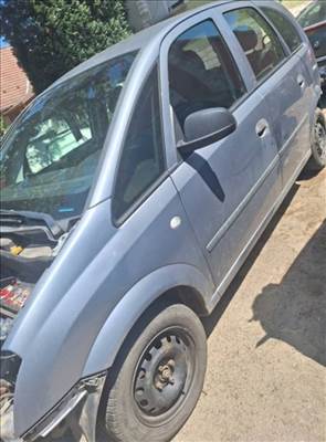 Opel Meriva A bontott alkatrészei 1.4 benzin