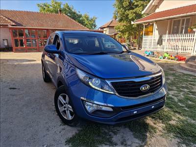 Kia Sportage (SL) 1.7 crdi D4FD bontott alkatrészek, bontás, bontott jármű