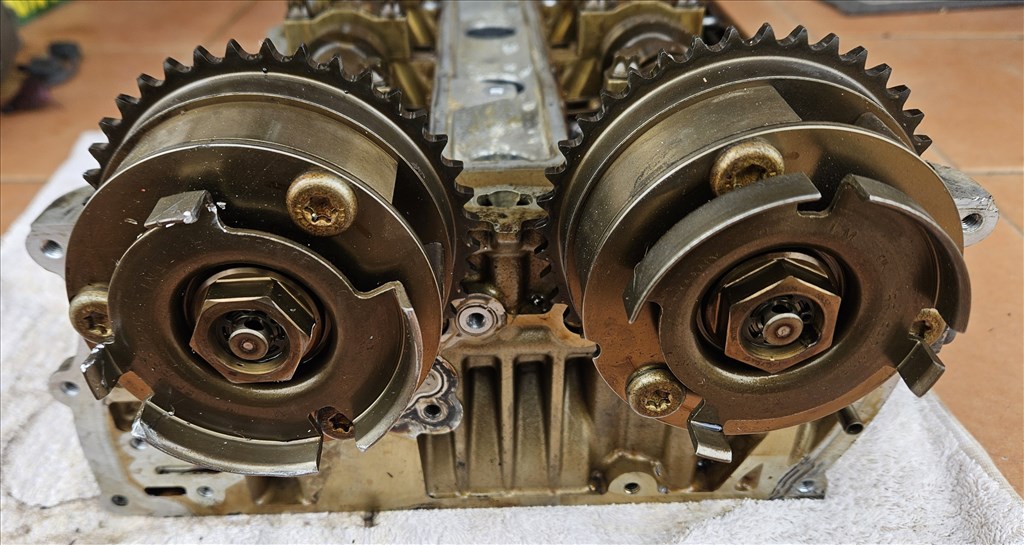 Opel Zafira C Tourer 1.4 Turbo Hengerfej 1.4 turbo 55565291 2. kép