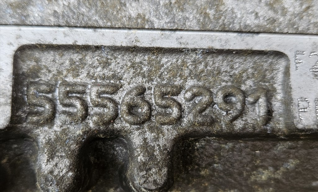 Opel Zafira C Tourer 1.4 Turbo Hengerfej 1.4 turbo 55565291 5. kép