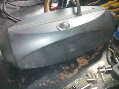 állófűtés 12v diesel levegős rendszerű