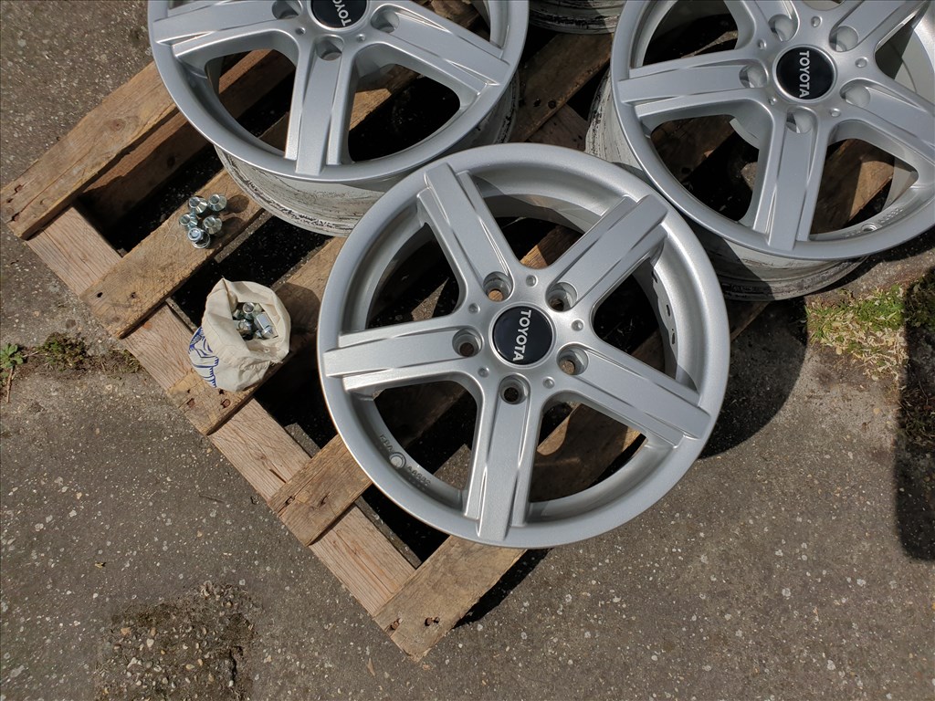 15" 5x114,3 Toyota 4. kép