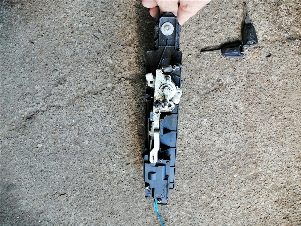 SsangYong Musso CARRYBOY FELÉPÍTMÉNY KILINCS, 2DB KULCSAL.  c10062000 4. kép