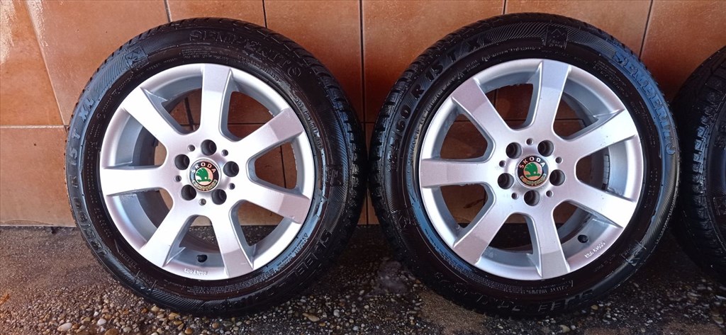 SKODA ROOMSTER 15" ALUFELNI 5X100 TELI 185/60R15 GUMIVAL OLCSÒN!!! 2. kép
