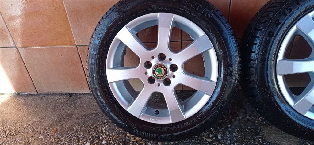 SKODA ROOMSTER 15" ALUFELNI 5X100 TELI 185/60R15 GUMIVAL OLCSÒN!!! 4. kép