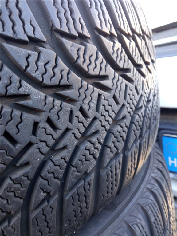  Ford 5x108 lyukosztású 16"lemezfelni,  215/60 Kumho téli gumival eladó. 9. kép