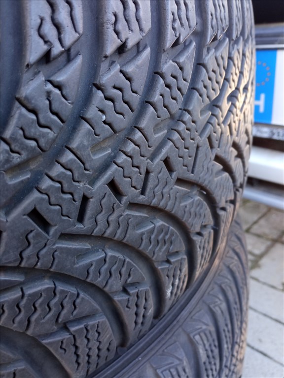  Ford 5x108 lyukosztású 16"lemezfelni,  215/60 Kumho téli gumival eladó. 10. kép
