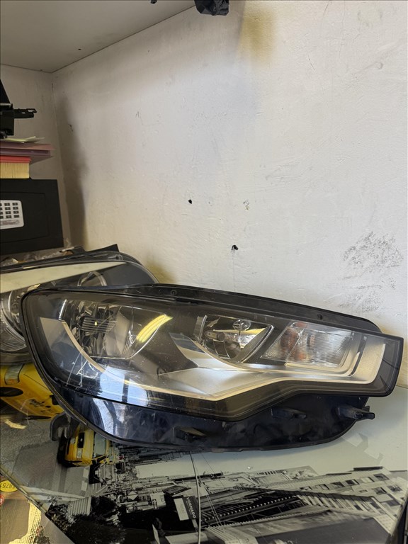 Audi A6 4G jobb oldali fényszóró 1. kép