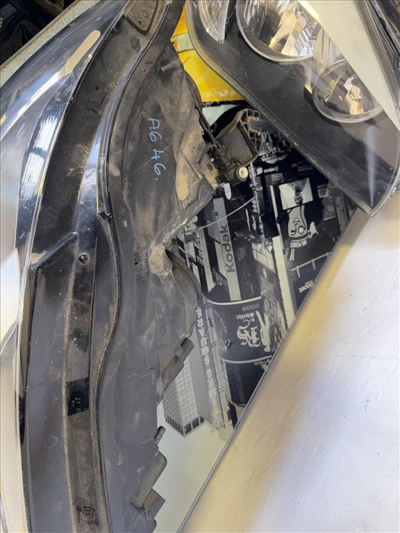 Audi A6 4G jobb oldali fényszóró 2. kép