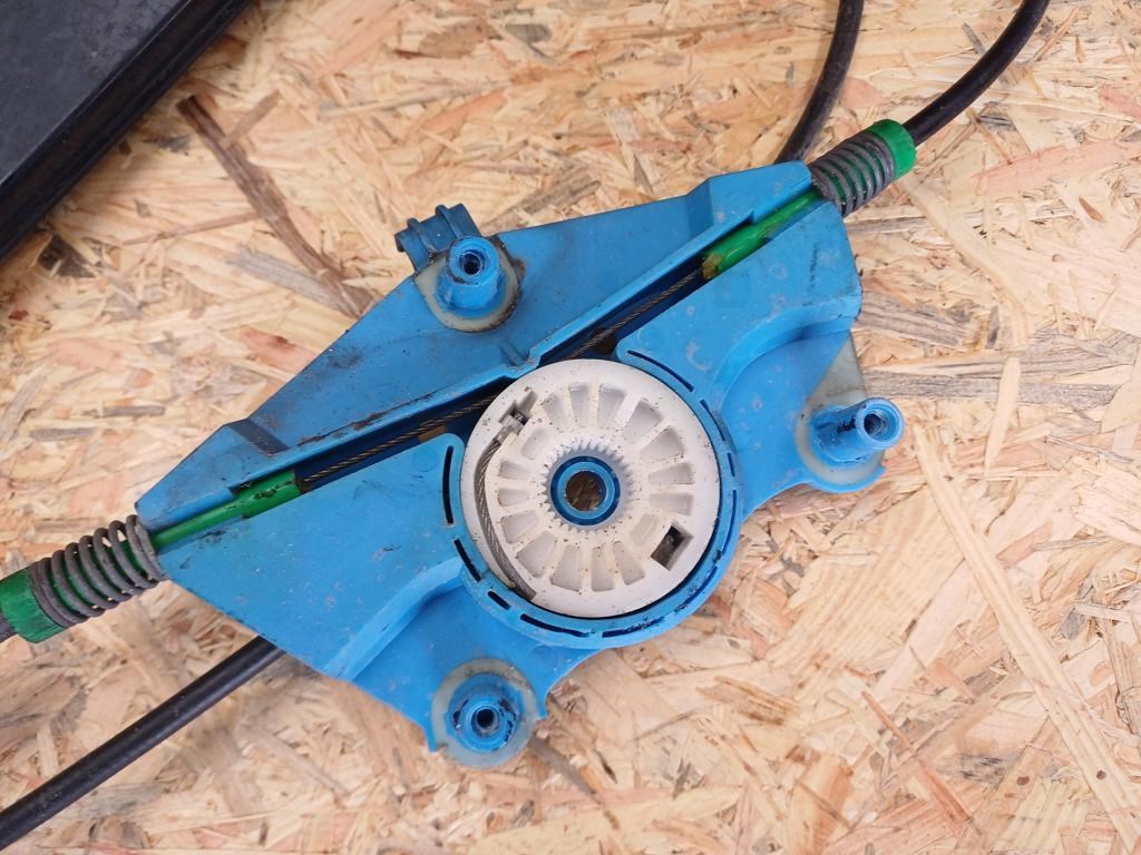 Audi A4 B7  (2004-2008) Jobb Első Ablakemelő Szerkezet Elektromos 3. kép