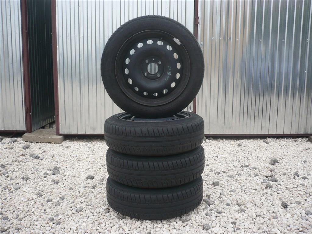  Renault Clio III felni nyárigumival  1. kép