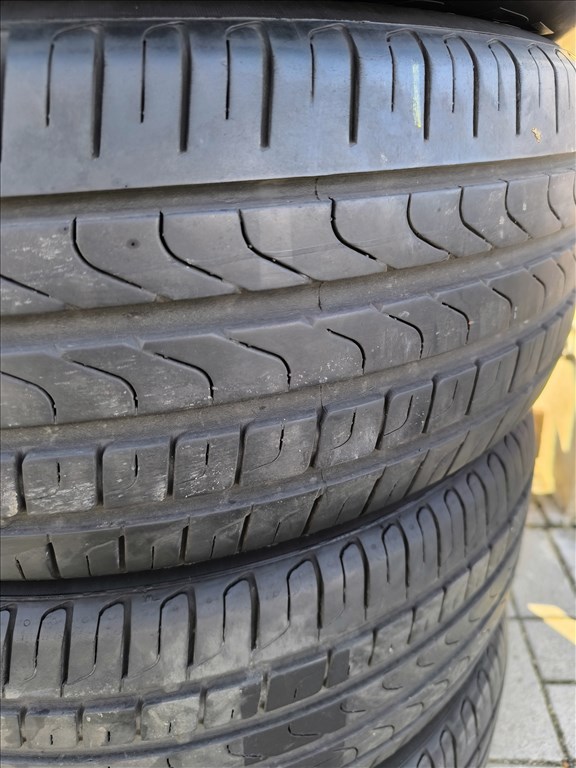  225/60R17"  Pirelli nyári gumi garnitúra eladó 21-22-es évjáratú! 8. kép