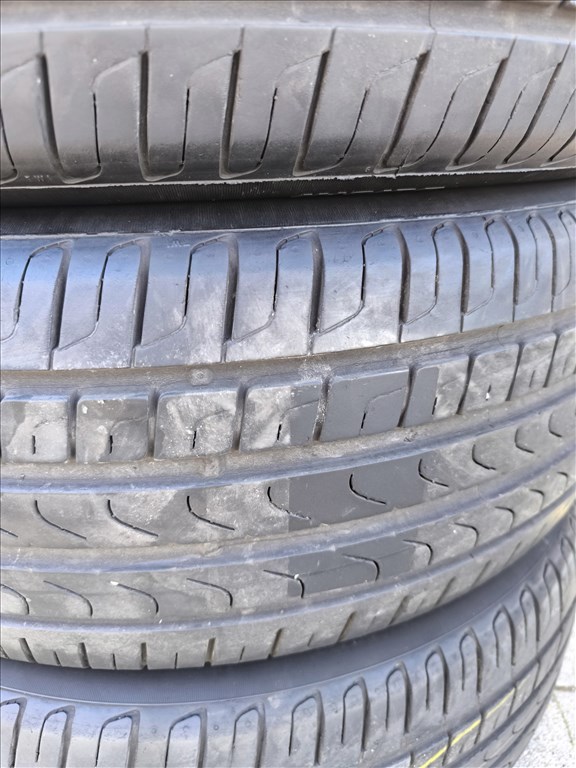  225/60R17"  Pirelli nyári gumi garnitúra eladó 21-22-es évjáratú! 9. kép
