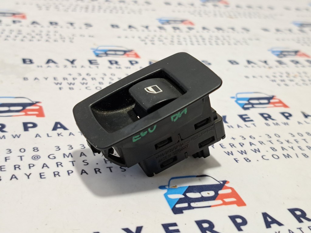 BMW E60 E61 jobb elsõ bal / jobb hátsó elektromos ablakemelõ kapcsoló gomb - kis hibával 1. kép