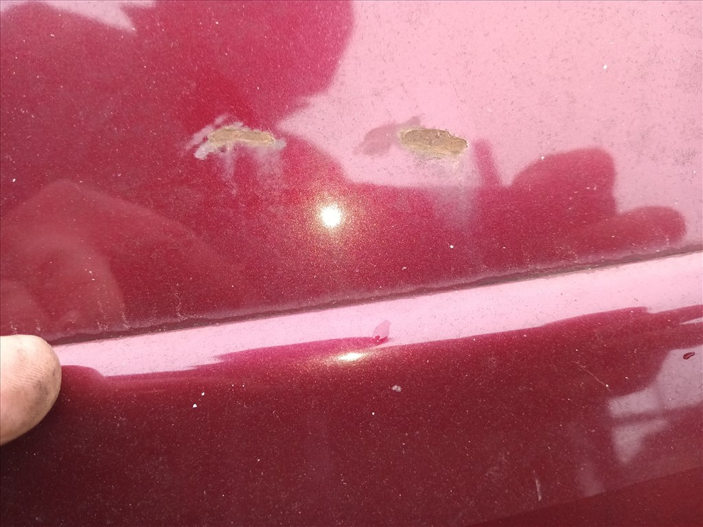 Mazda 323F BJ csomagtérajtó  3. kép