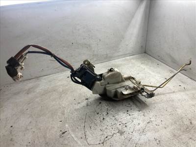 SUZUKI LIANA Bal első Ajtózár