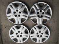 Toyota 15-ös gyári dísztárcsa