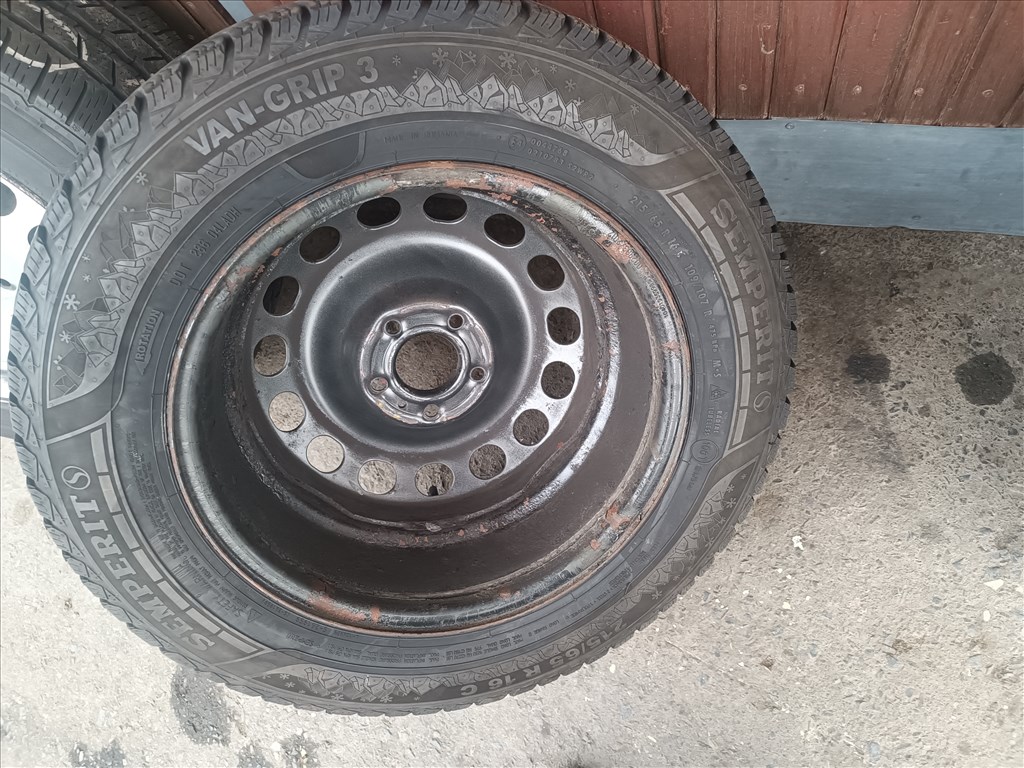  Opel Vivaro-C Peugeot Expert Toyota Proace Citroen Jumpy felnik téli gumival 4. kép