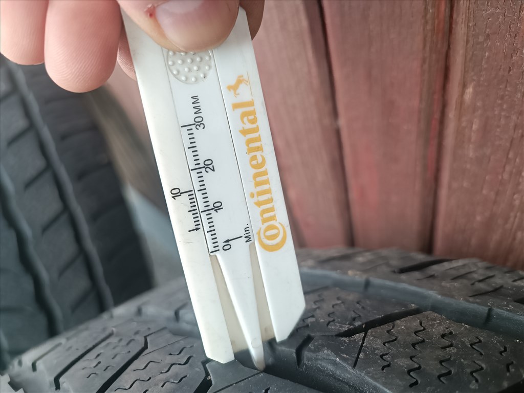  Opel Vivaro-C Peugeot Expert Toyota Proace Citroen Jumpy felnik téli gumival 8. kép