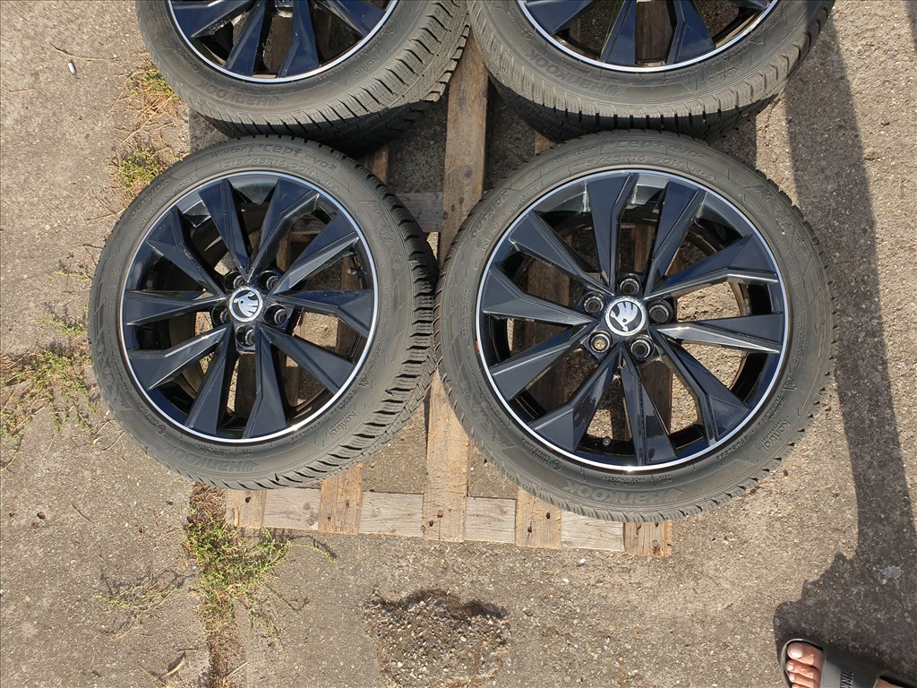16" 5x100 Skoda Fabia 2. kép