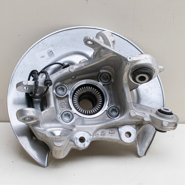  BMW 2er G42, 3er G28 Sedan LCI, 4er G22-G23, 5er G30-G31 LCI, 7er G11-G12, 8er G14-G15-G16, X3 G01 kerékagy 2. kép