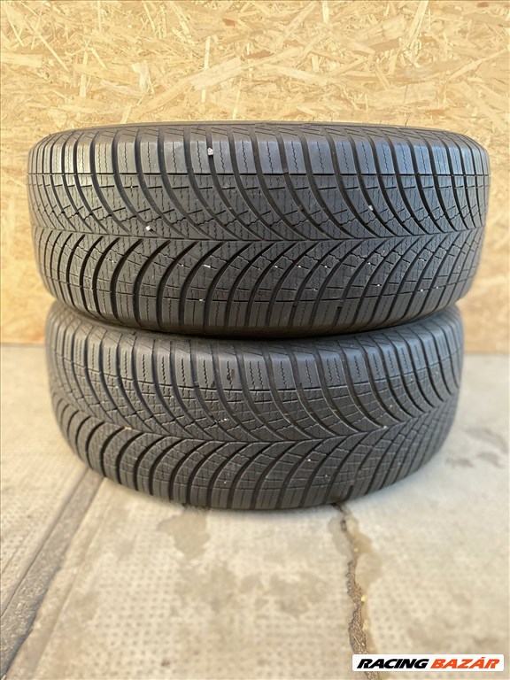  235/6017" használt Goodyear négyévszakos gumi gumi 1. kép