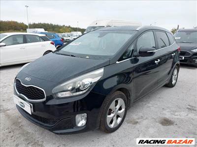 Kia Carens (RP) bontott alkatrészei