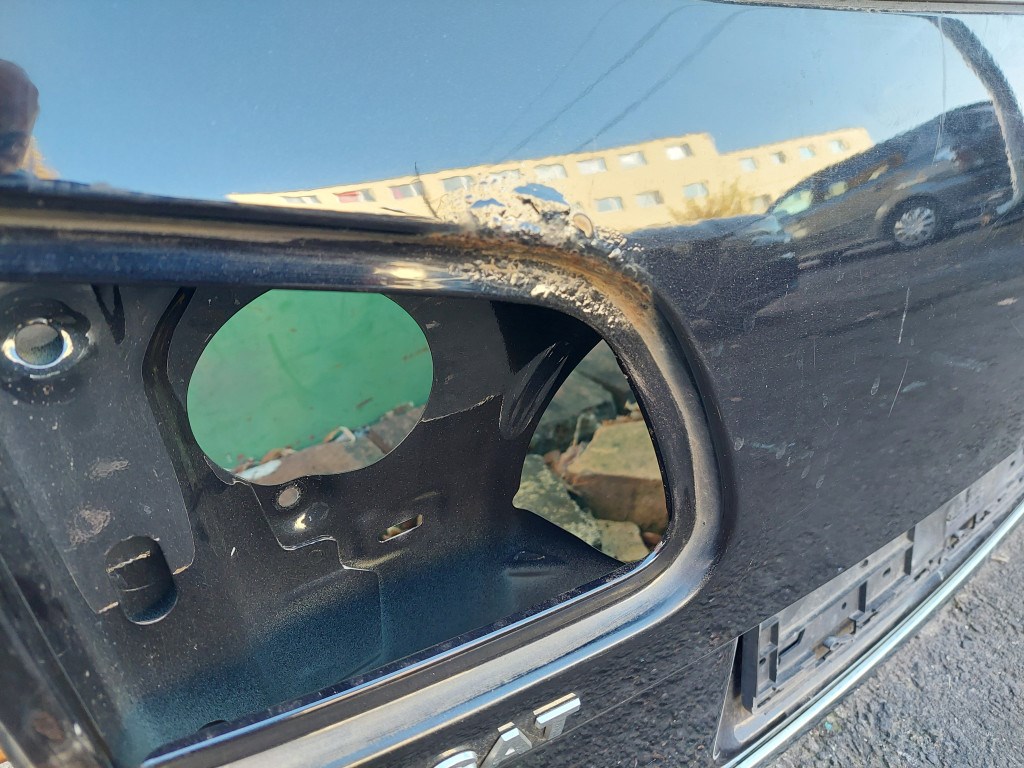 Volkswagen Passat B6 kombi csomagtérajtó 3C9827025M 3. kép