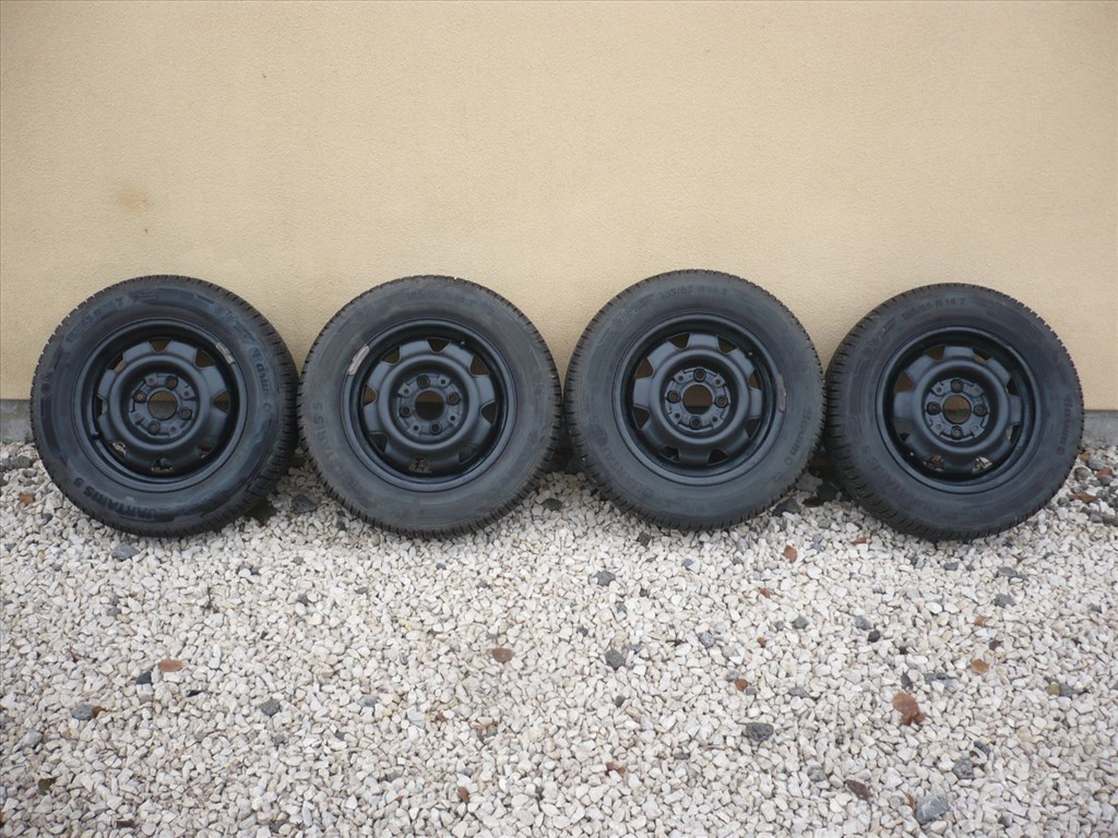  Audi-Volkswagen felni 4 évszakos gumival 1. kép