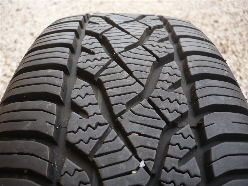  Audi-Volkswagen felni 4 évszakos gumival 2. kép