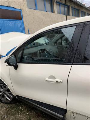 Renault Captur Ajtó Bal első