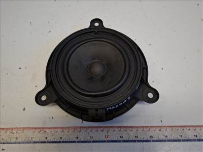 Mazda 3 (BM) jobb hátsó hangszóró GHR166960