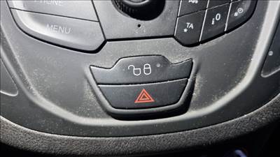 Ford Transit Courier elakadas jelző kapcsoló 