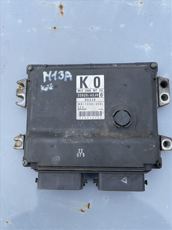 Suzuki swift 1.3 benzin M13A motorvezérlő ECU 3392062j0 1. kép