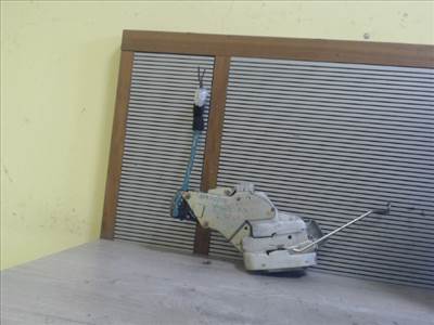 SUZUKI WagonR+ Bal hátsó ajtó zárszerkezet központi záras