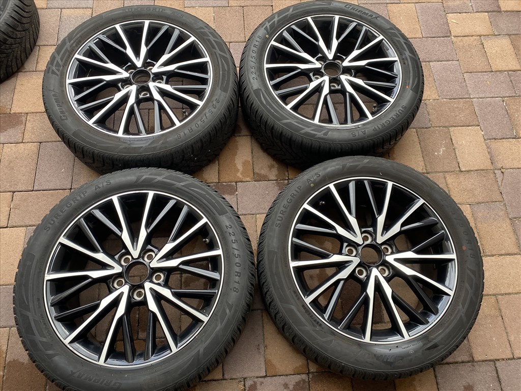 TOYOTA CHR ALUFELNI GARNITÚRA 225/50 r18 NÉGYÉVSZAKOS GUMIKKAL ELADÓ ! 1. kép