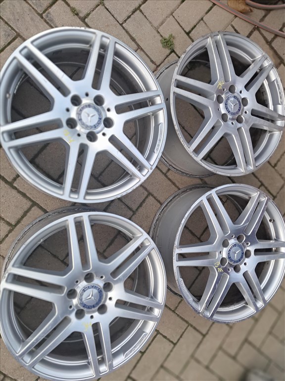  5x112 lyukosztású 8JJ 18" használt (gyári felni) alufelni 1. kép