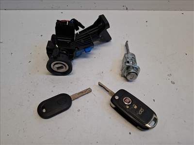 Fiat Tipo  zárgarnitúra motorvezérlő nélkül