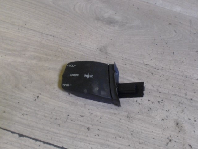 FORD C-MAX 03.06-07.03 Rádió kapcsoló 1. kép