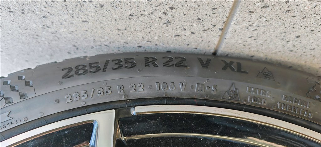  285/3522" új Continental téli gumi gumi 3. kép