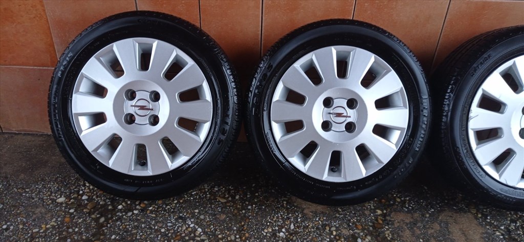 OPEL CORSA C 15" ALUFELNI 4X100 NYÁRI 185/55R15 GUMIVAL OLCSÒN!!! 2. kép