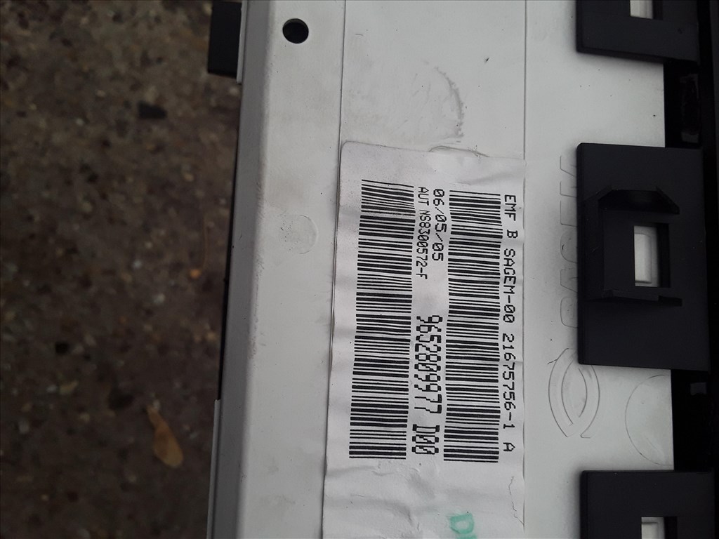 Peugeot 307 Központi kijelző 3. kép