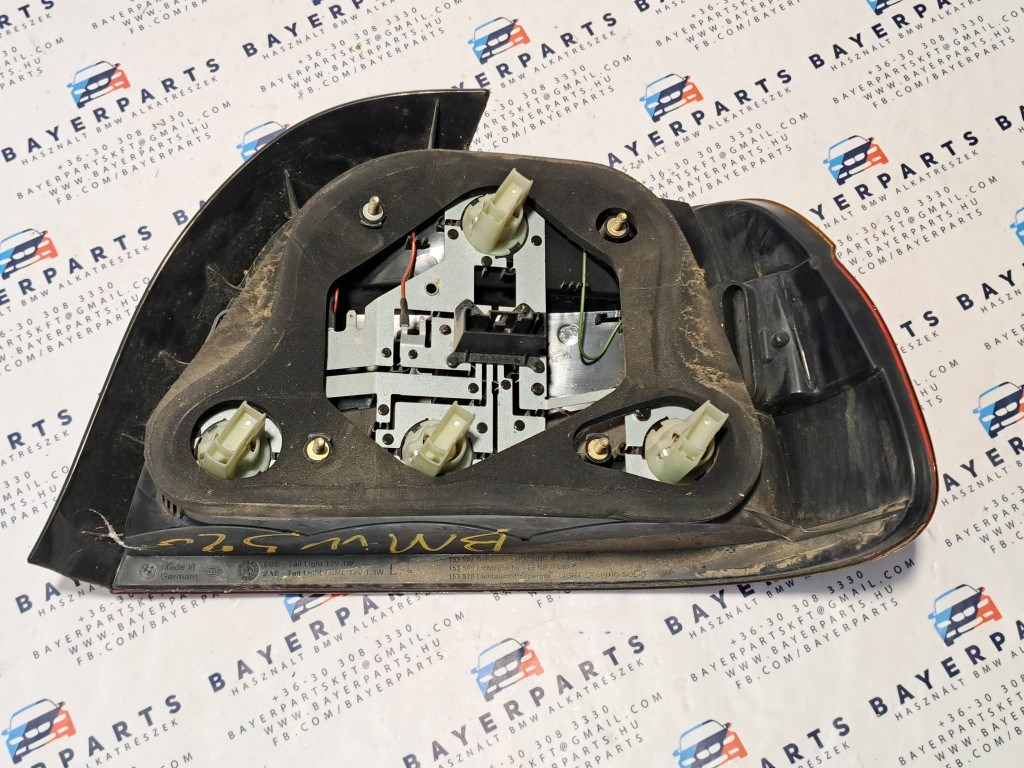 BMW E39 sedan bal hátsó sárga indexes lámpa 2. kép