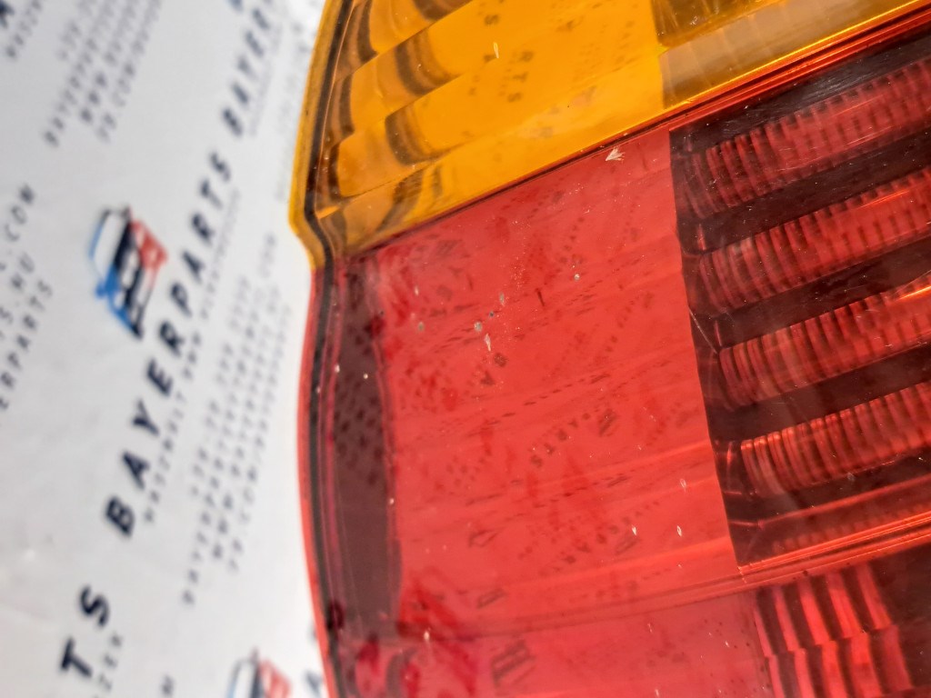 BMW E39 sedan bal hátsó sárga indexes lámpa 4. kép